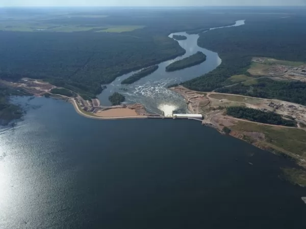 Vista aérea da UHE Sinop