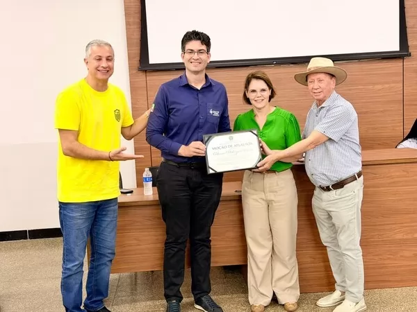 Deputada Federal concede Moção de Aplausos à Sinop Energia