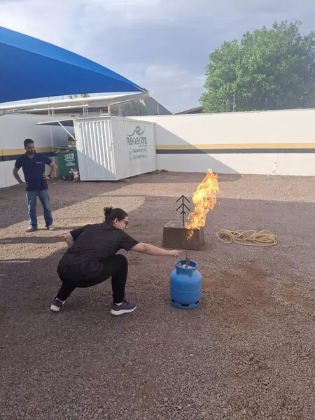 Sinop Energia promove treinamento de reciclagem da brigada de incêndio