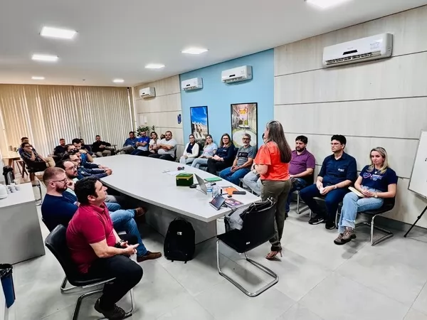 Sinop Energia promove dinâmica interativa sobre finanças pessoais para colaboradores
